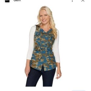 G.I.L.I. Olive green & peacock blue canvas sleeveless Camo Vest Size M